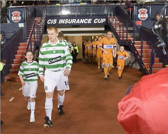 Lennon leads out Celtic 2006 LCSF