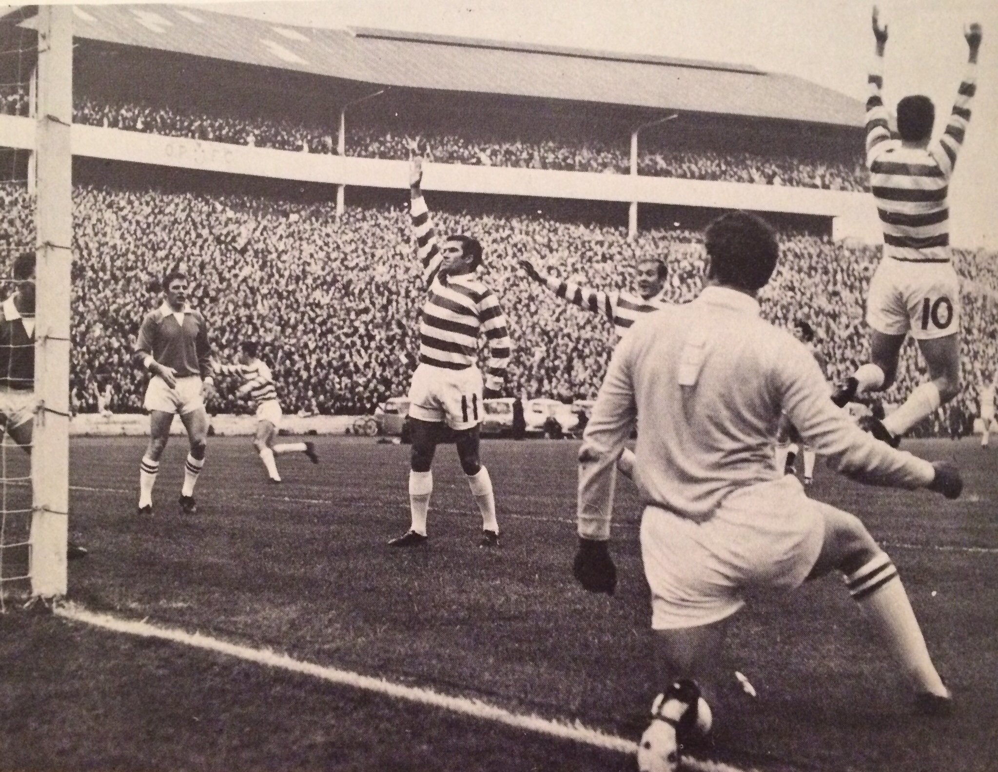 Auld scores v St Johnstone 1969 LCF