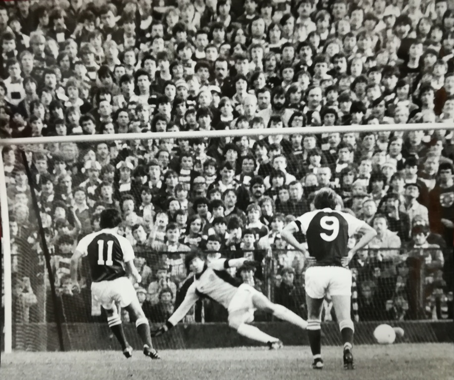 MacLeod scores Easter Road 1981