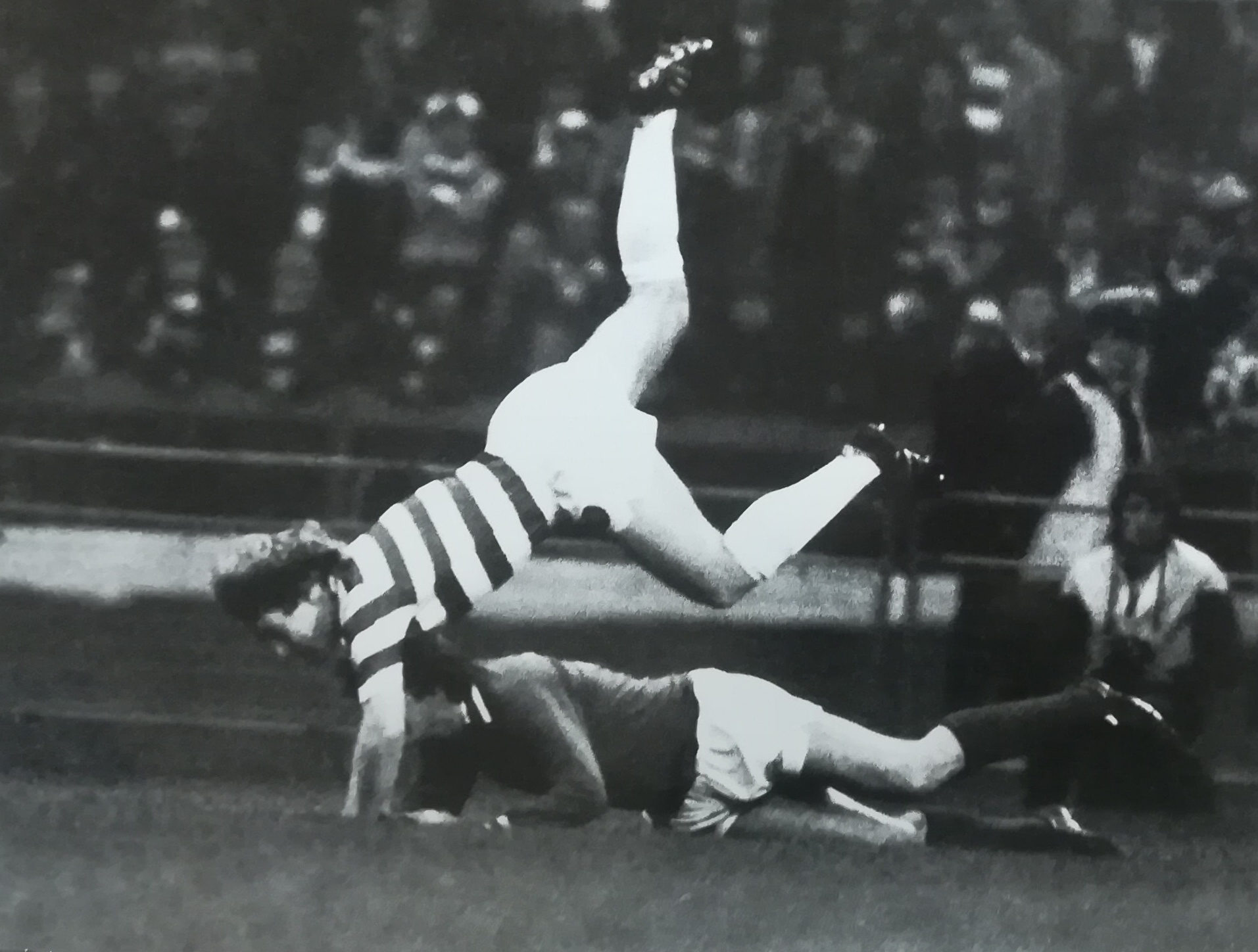 MacLeod goes flying 1981