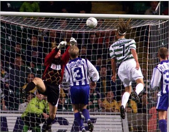 Larsson scores v Helsinki 2000