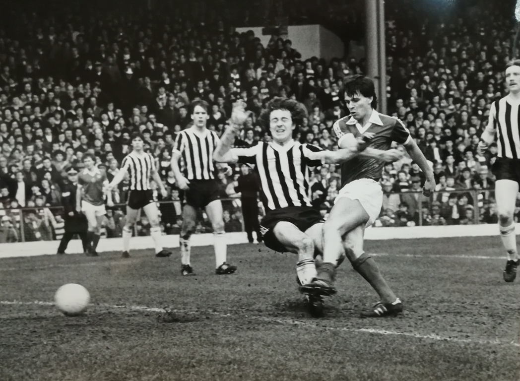 Nicholas scores v St Mirren 1981