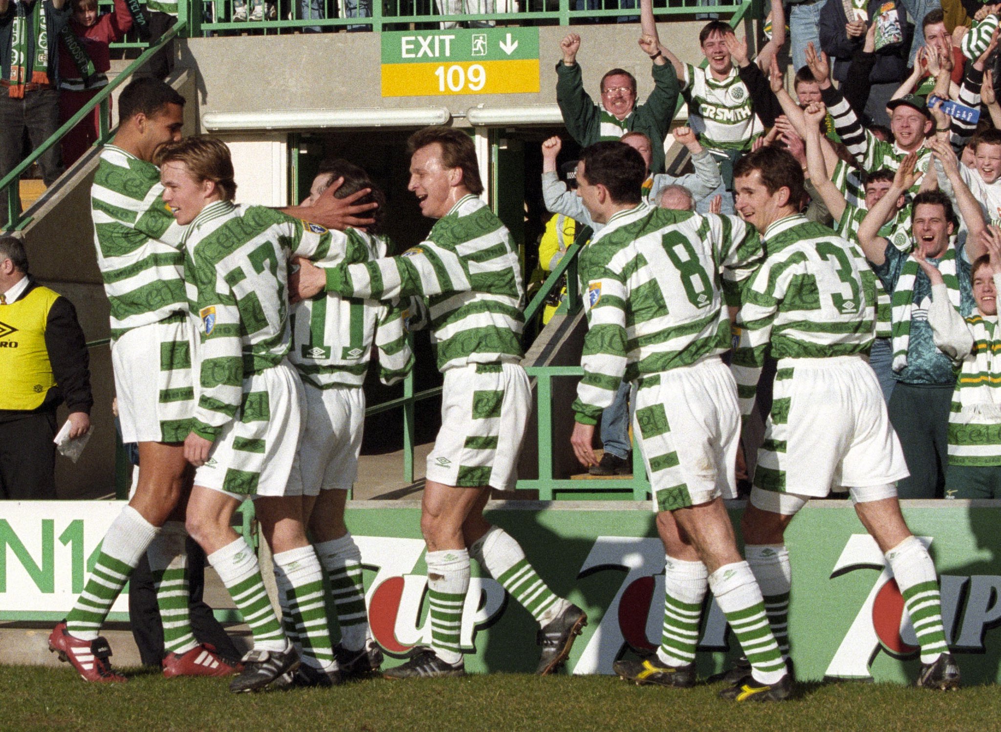 Celtic joy v Aberdeen 1995