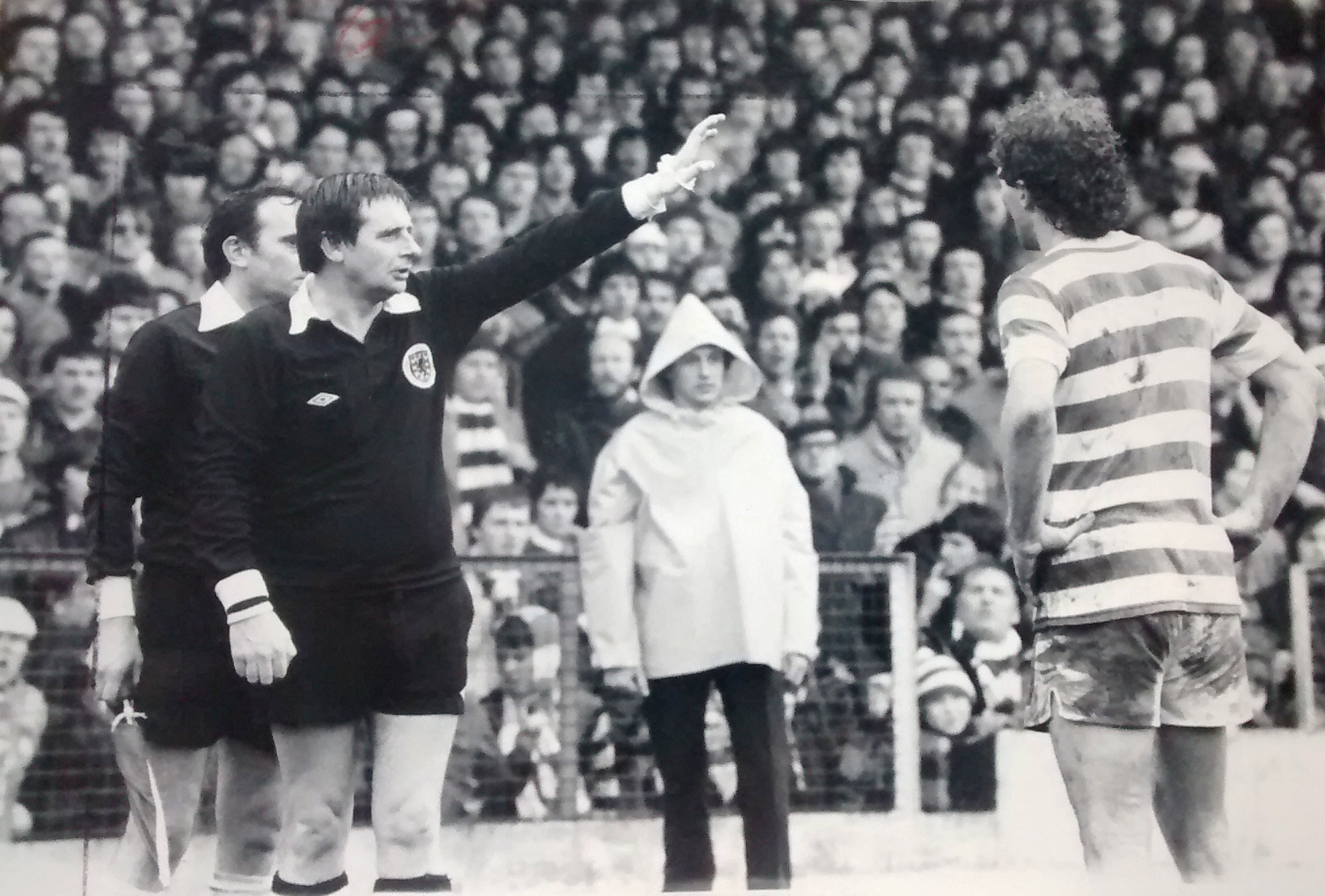 Provan lambasts the ref v Aberdeen 1981