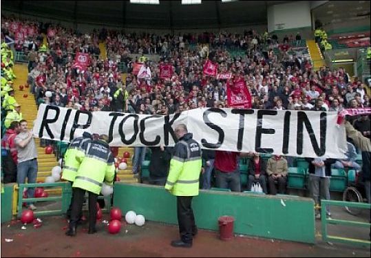 Aberdeen fans banner 2005