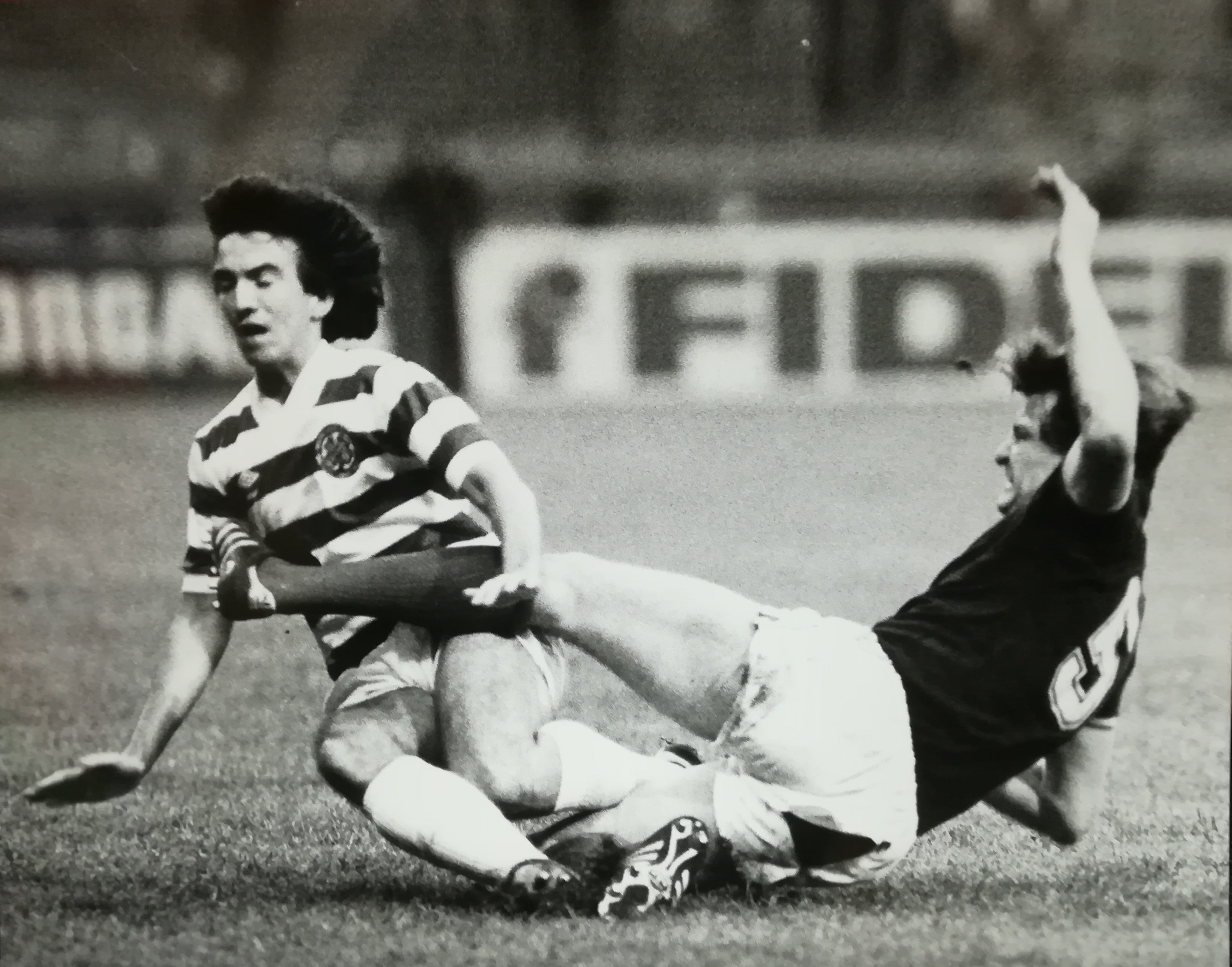 Conroy takes a sore one v Dundee 1981