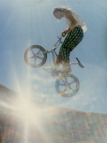 Onslow Bowl - BACK IN THE DAY BMX Onslow Bowl - BACK IN THE DAY BMX