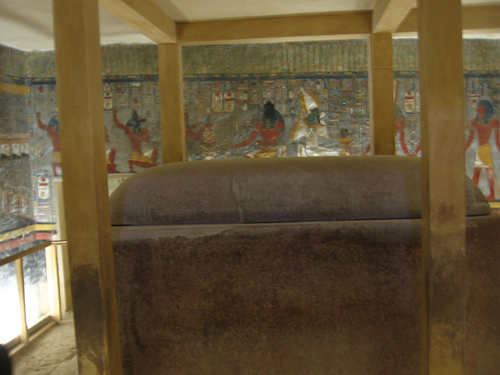 KV16 - Burial chamber - sarcophagus KV16 - Burial chamber - sarcophagus