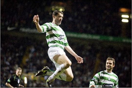 Keane scores v Falkirk 2006