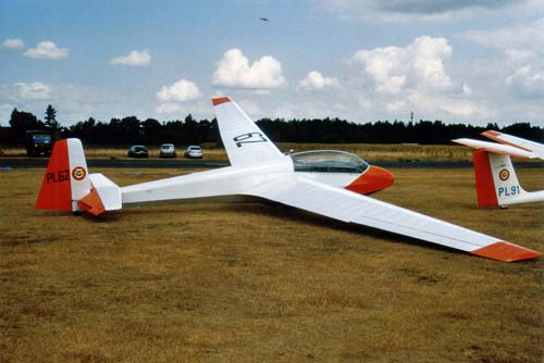 Schleicher ASK13 - Belgian Military Aircraft Schleicher ASK13 - Belgian Military Aircraft