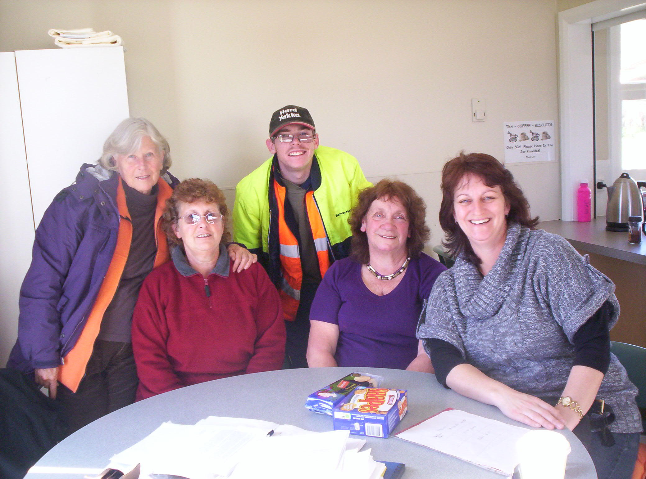 our artists - our mob - Pungenna - Aboriginal Art Tasmania our artists - our mob - Pungenna - Aboriginal Art Tasmania
