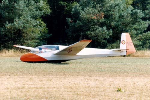 Schleicher ASK13 - Belgian Military Aircraft Schleicher ASK13 - Belgian Military Aircraft