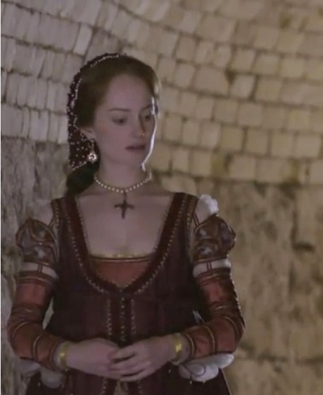 Lotte Verbeek's Costumes - THE BORGIAS wiki Lotte Verbeek's Costumes - THE BORGIAS wiki