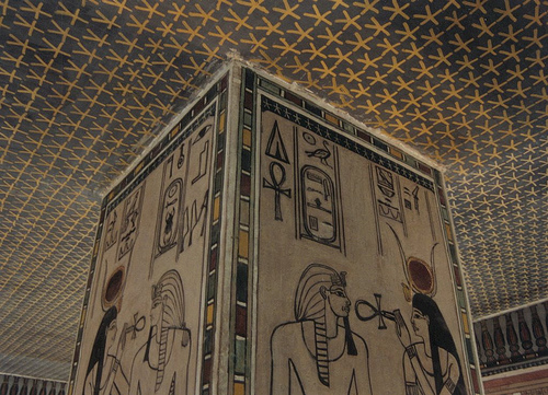 KV35 - pillar showing images of Amenhotep II KV35 - pillar showing images of Amenhotep II